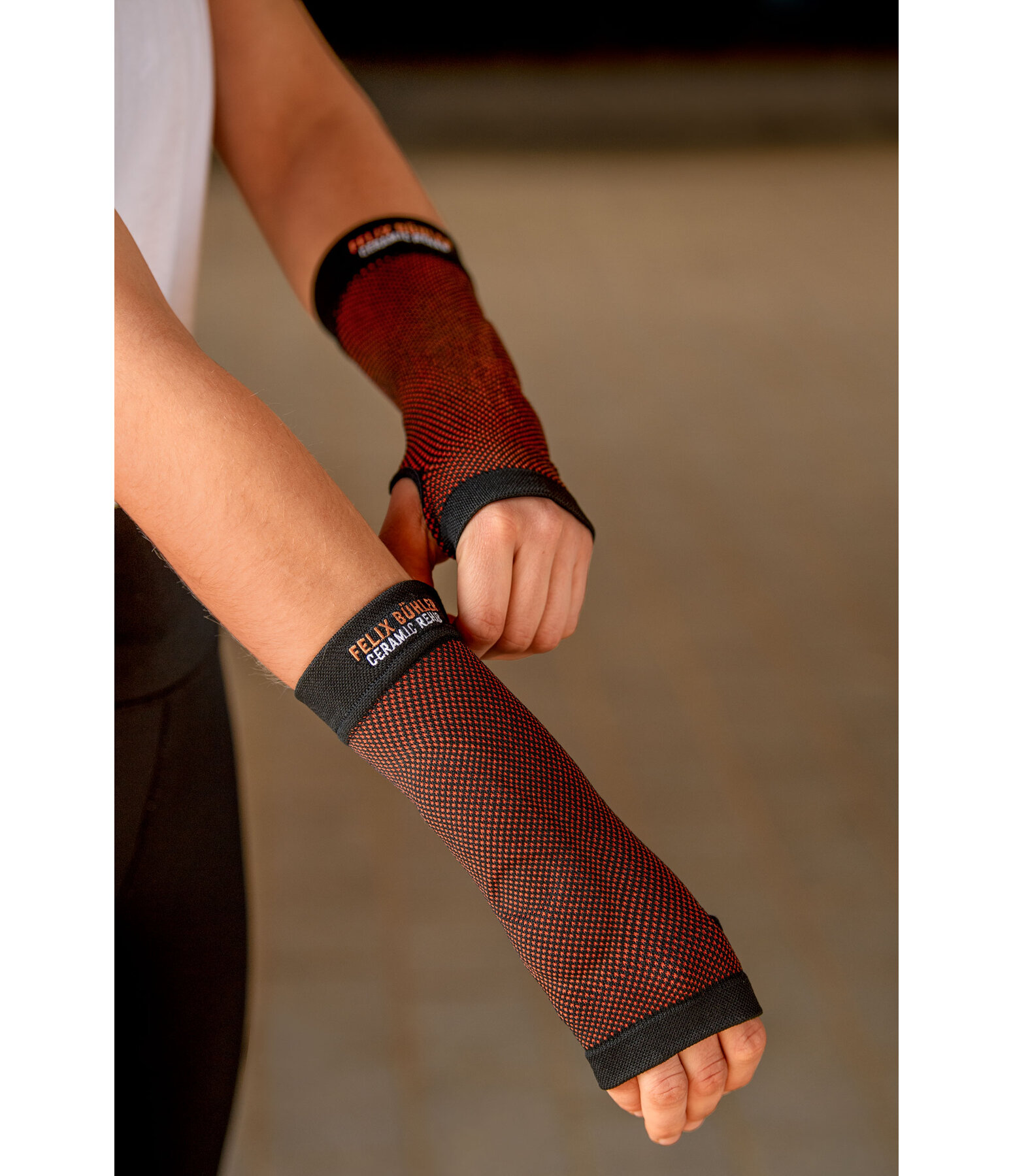 Wrist Protector Ceramic Rehab, left