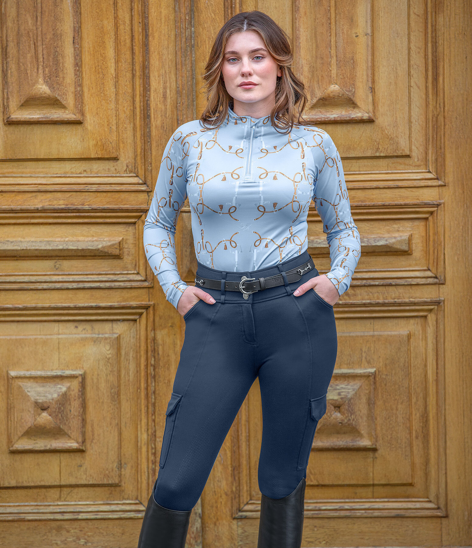 Damen-Outfit Maja in ice-blue