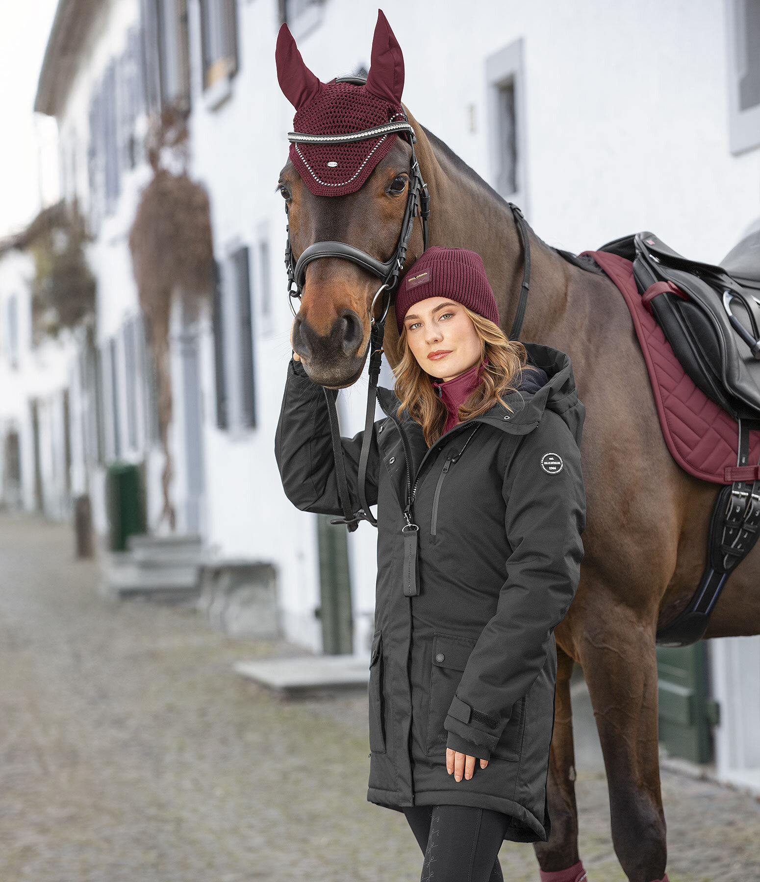 Women's Outfit Anouk in Black