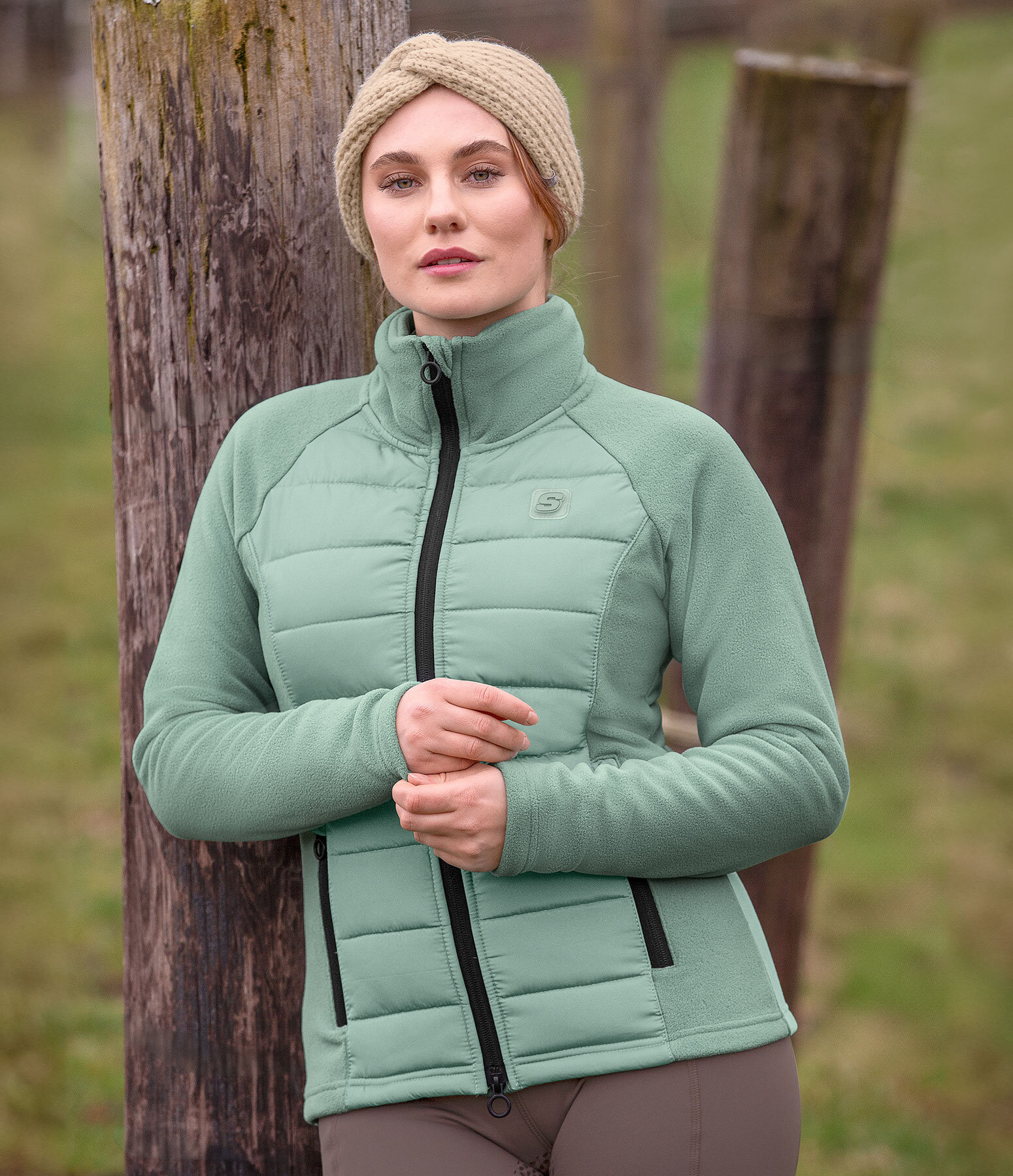 Women's Outfit Thea in Eucalyptus