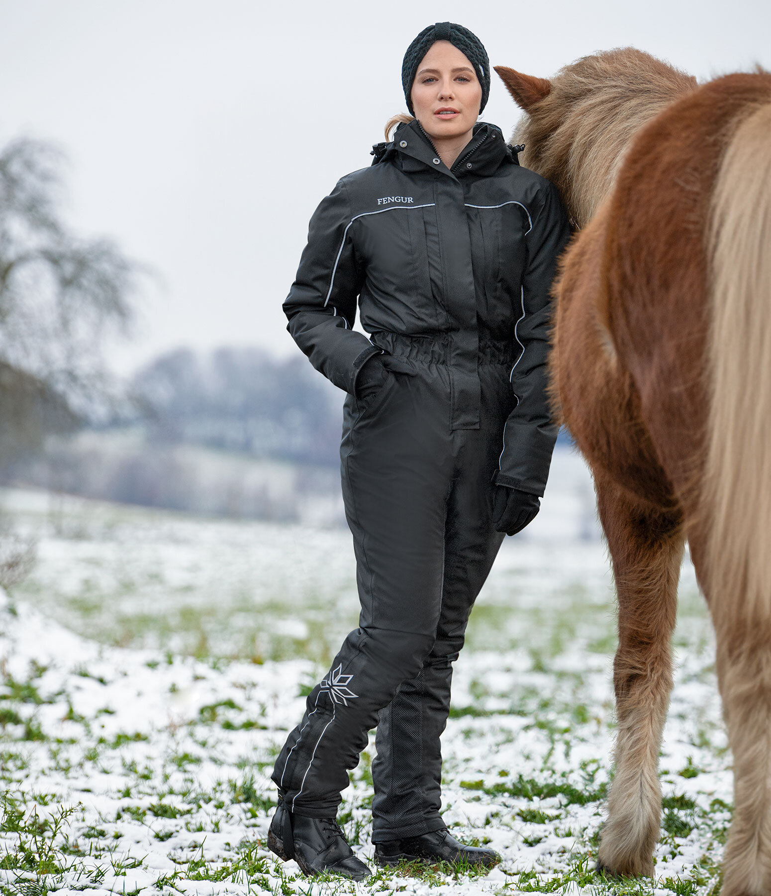 Icelandic Outfit Elgur in Black