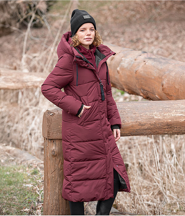 Women's Outfit Anne in Burgundy